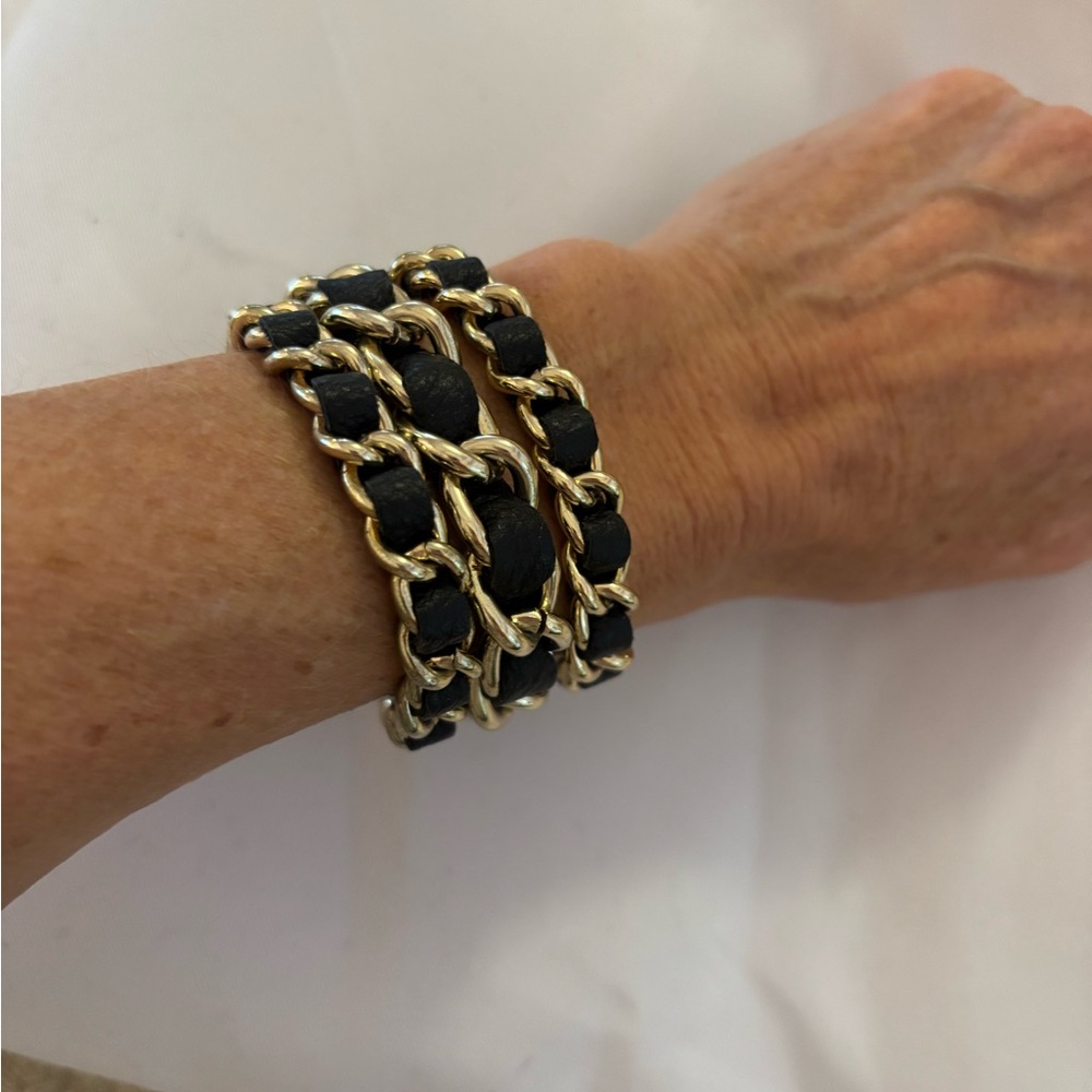 Chic Gold and Black Woven Bracelet
